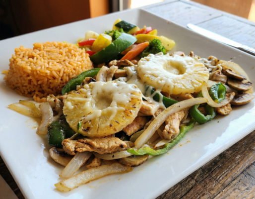 Pollo Hawaiano served at Coco Bongo
